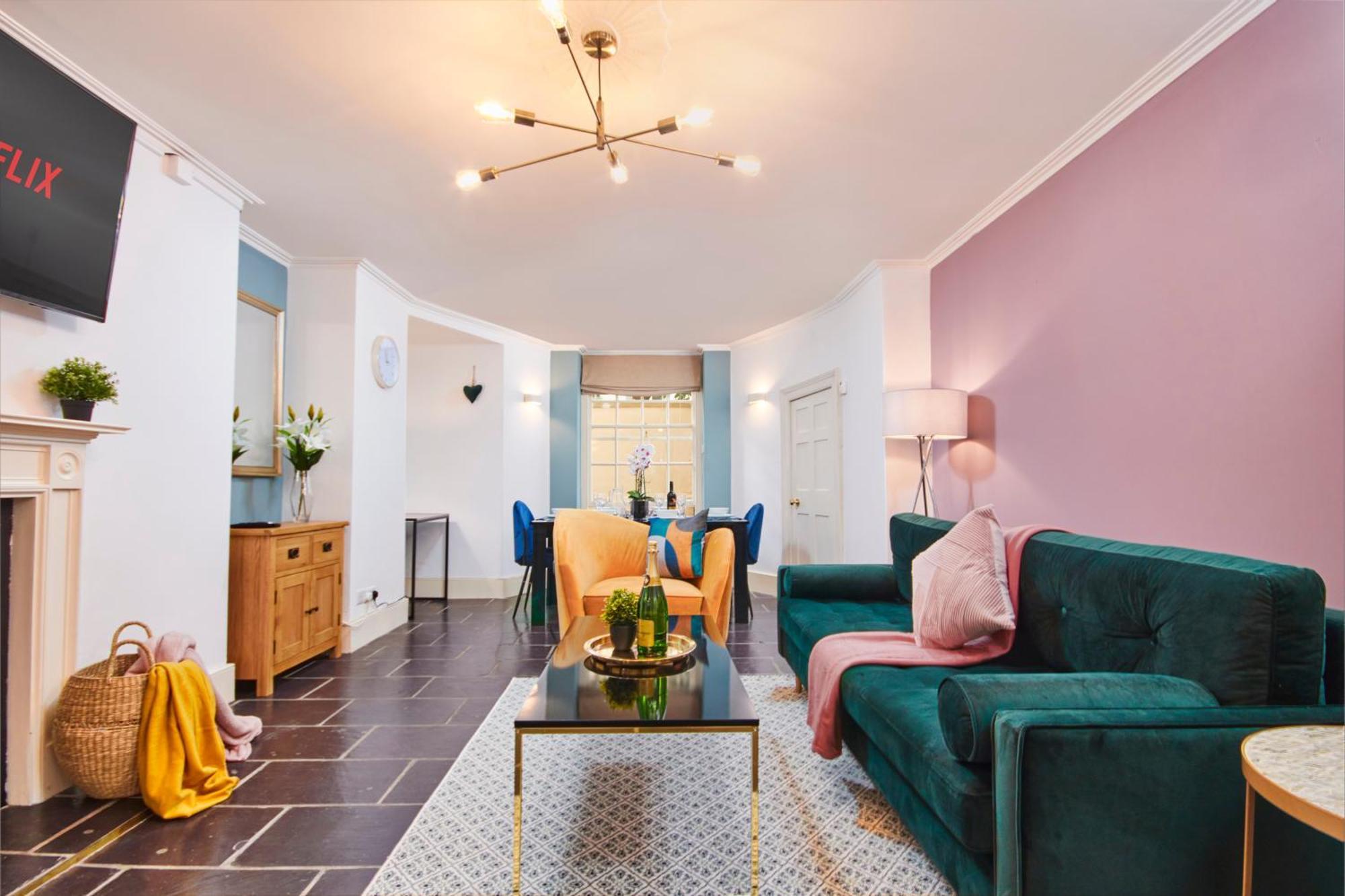 Beautiful 2Bedroom 4 Actual Beds House With Wifi By Purestay บาธ ภายนอก รูปภาพ