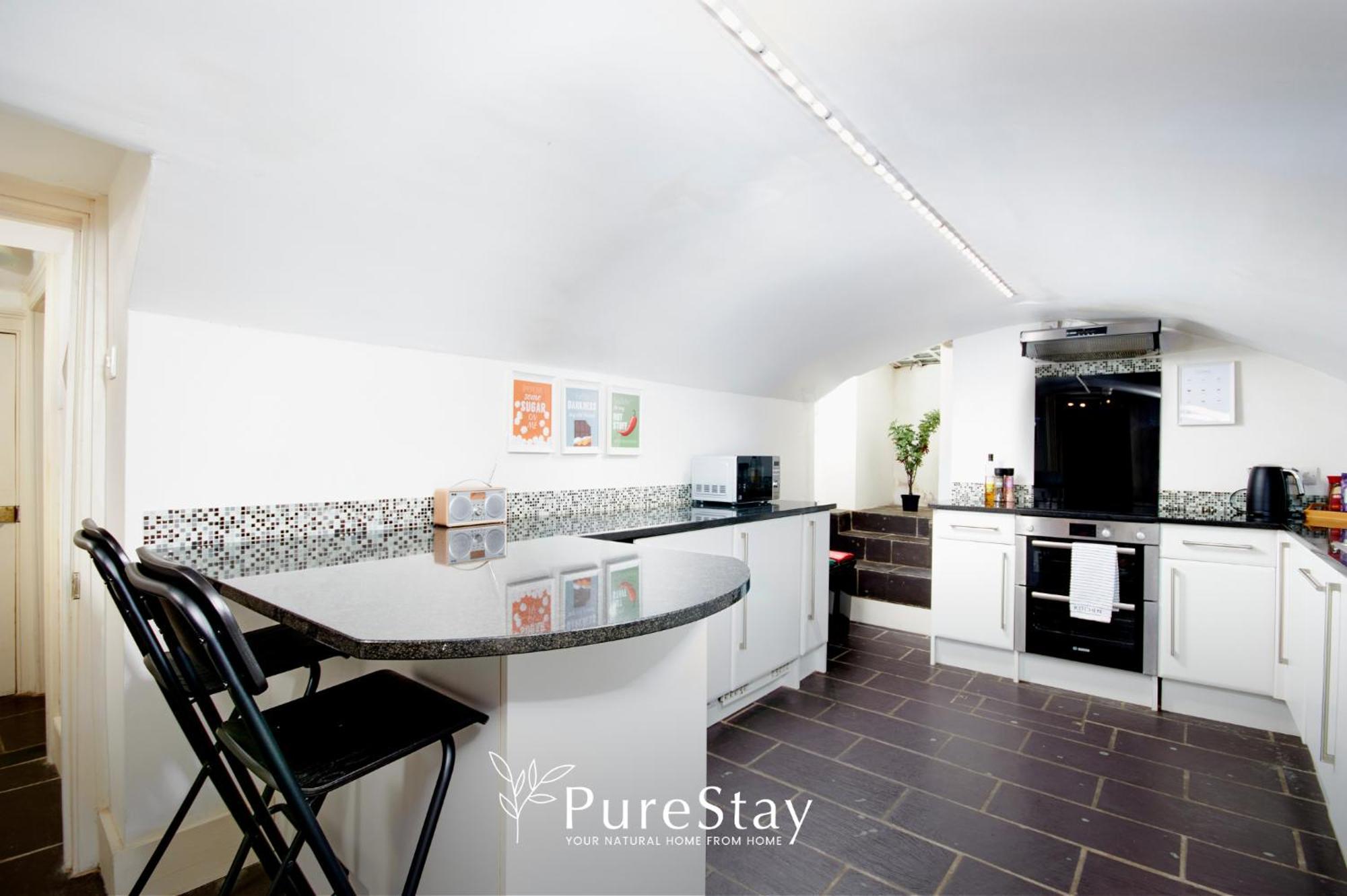 Beautiful 2Bedroom 4 Actual Beds House With Wifi By Purestay บาธ ภายนอก รูปภาพ
